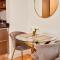 Deluxe City Apt, River Canal View& Free Parking! - 利兹