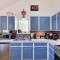 Zen Den - Pocono LakeFront with Hot Tub !