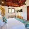 Villa Lebah - Tranquil Paradise of 3 bedroom Heart of Seminyak - Seminyak