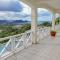 Zephyr Hill - 4 bedroom Villa with awe inspiring views villa