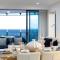 ULTIMATE OCEANFRONT - Spacious Premium Soul Apartments with Breathtaking Views - Wow Stay - Gold Coast