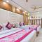 Hotel Glow Inn Paharganj-3 Mins Walk From New Delhi Railway Station