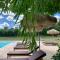 Gite de charme avec piscine - a charming cottage gite with swimming pool - Saint-Léonard