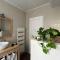 Lovely haussmannian flat in Montparnasse