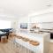 The Coast Beach - Pet Friendly - 2 Mins Walk to Bay
