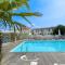 Location dans résidence avec piscine à 50m de la plage - La Couarde-sur-Mer