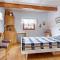 Vintage cabin - Sauna, grill, rural, close to lake & snowmobile trails, skiing