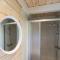 Tiny house met hottub