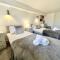 Fantastic convenient 2 Bedroom 2 bathroom Perfect for Stansted Airport, 2 minute walk to Bishops Stortford Train Station!