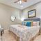 Beachfront Galveston Getaway with Gulf Views! - 加尔维斯敦