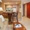 Lotus Suite in a Boutique Resort, 1Bedroom Sleeps 4 - Kihei