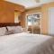 Lotus Suite in a Boutique Resort, 1Bedroom Sleeps 4 - Kihei