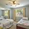 Fallbrook, CA. Entire house. “Hilltop comforts”. - Fallbrook