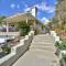 Fallbrook, CA. Entire house. “Hilltop comforts”. - Fallbrook