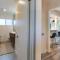 Downtown Mill Valley Modern Cozy Upstairs Apartment in Best San Francisco Bay Area - Милл-Вэлли