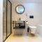 Luxury, stylish brand new house, fabulous location