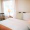 Bright Artists Cottage-mins To Dt,campus,stadium
