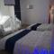 Island Suites Waterfront IUN R5783