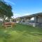 Lake Eildon Retreat - Breathtaking Views - Sleeps 12