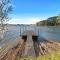 Lake Eildon Retreat - Breathtaking Views - Sleeps 12