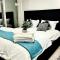 Brand new Modern Studio High Floor near Burj - Dubaj