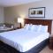 Country Inn & Suites by Radisson, Peoria North, IL