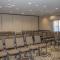 Country Inn & Suites by Radisson, Garden City, KS