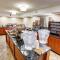 Country Inn & Suites by Radisson, Traverse City, MI