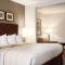Country Inn & Suites by Radisson, Dearborn, MI