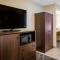 Country Inn & Suites by Radisson, Grandville-Grand Rapids West, MI