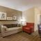 Country Inn & Suites by Radisson, Red Wing, MN - Red Wing