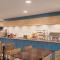 Country Inn & Suites by Radisson, Northfield, MN