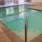Country Inn & Suites by Radisson, Knoxville at Cedar Bluff, TN