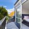 Urban Lounge Sleepery, SureStay Collection by BW