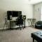 Enjoy this mini-mansion near downtown and the airport! - Atlanta
