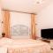 The Golden Nest - luxury apartment