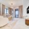 Coastal Luxury: 2BR Retreat with Sea Views - 迪拜