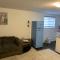 Modern 1 Bedroom + Den in Cambridge