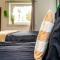 Sleek and Stylish 3 Bed in Greenock - Sleeps 8