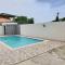 Villa Familiar con Piscina cerca Av Ecológica