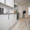2 BR with Free Parking - Swindon
