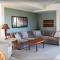 Upgraded, Steps to Ocean View Pool, Walk to Beach - Вайлеа