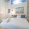 McCormick 2Br-2Ba family unit for up to 8 guests with Optional Parking & Gym Access - Чикаго
