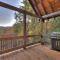 Hunter's Treehouse w 5 Star BR Mtn View & Hot Tub - Epworth