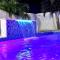 Lux Backyard/Heated Pool/Everglades/Speedway/Keys! - ميامي