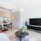 Bright 1B West Melbourne apt w free parking #MV09