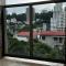 apartamento em bairro nobre suíte com ar condicionado e banheira com hidromassagem