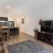 Luxury home in Christies Beach with King Bed, NBN, Netflix, 3Bed 2Bath