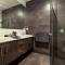 Luxury home in Christies Beach with King Bed, NBN, Netflix, 3Bed 2Bath
