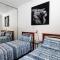 Luxury home in Christies Beach with King Bed, NBN, Netflix, 3Bed 2Bath